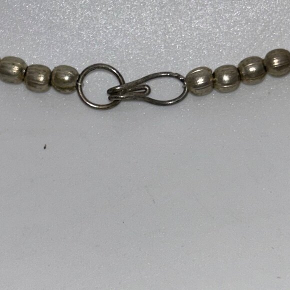 Vintage Coral Color Beaded Necklace With Ornate Metal Accents & Hook Clasp - Picture 6 of 11